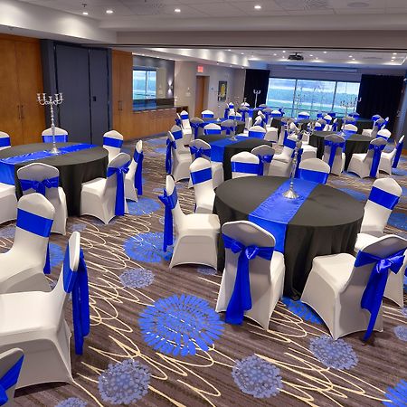 Holiday Inn Express & Suites Vaudreuil-Dorion By Ihg Eksteriør billede