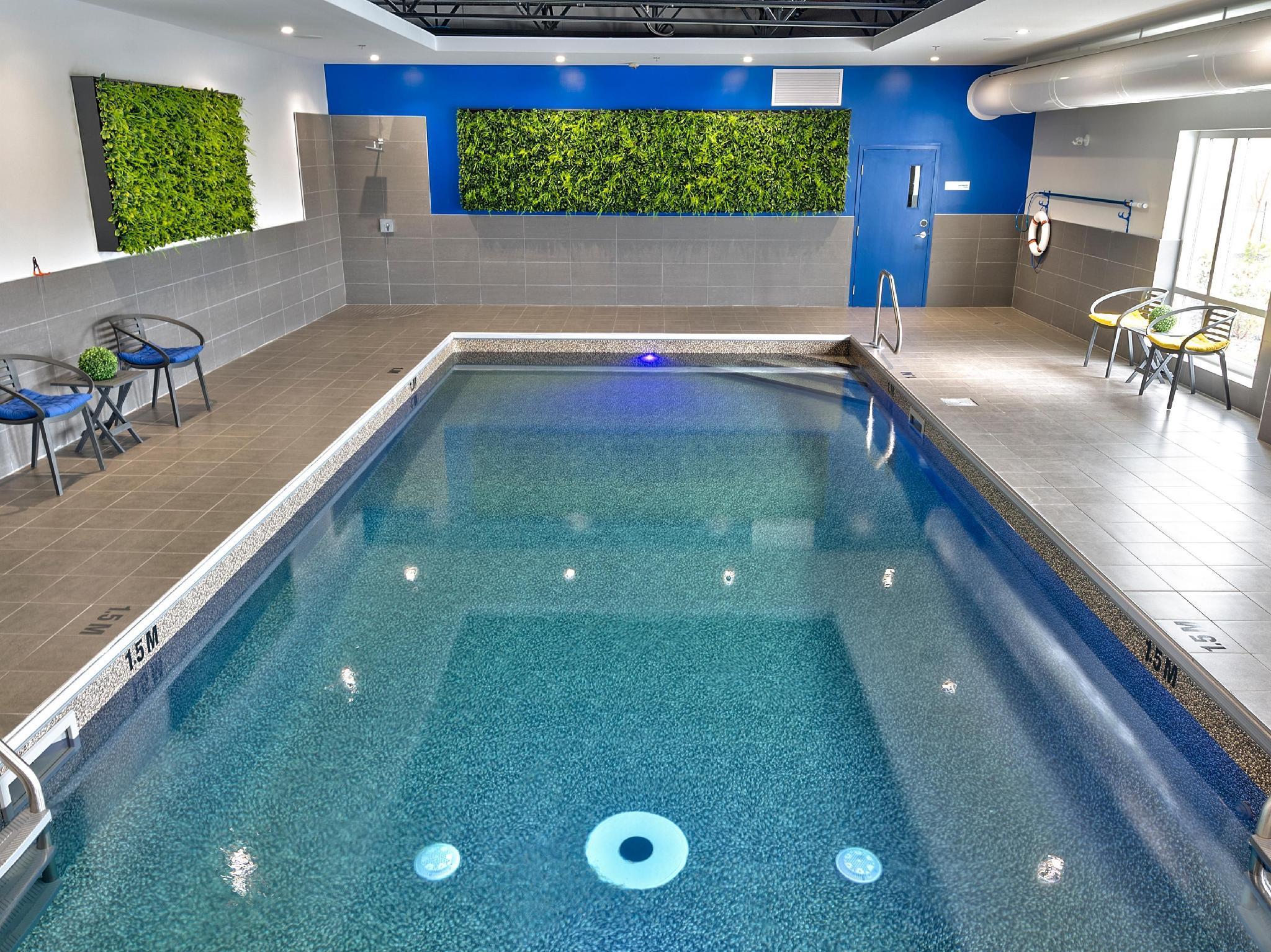 Holiday Inn Express & Suites Vaudreuil-Dorion By Ihg Eksteriør billede