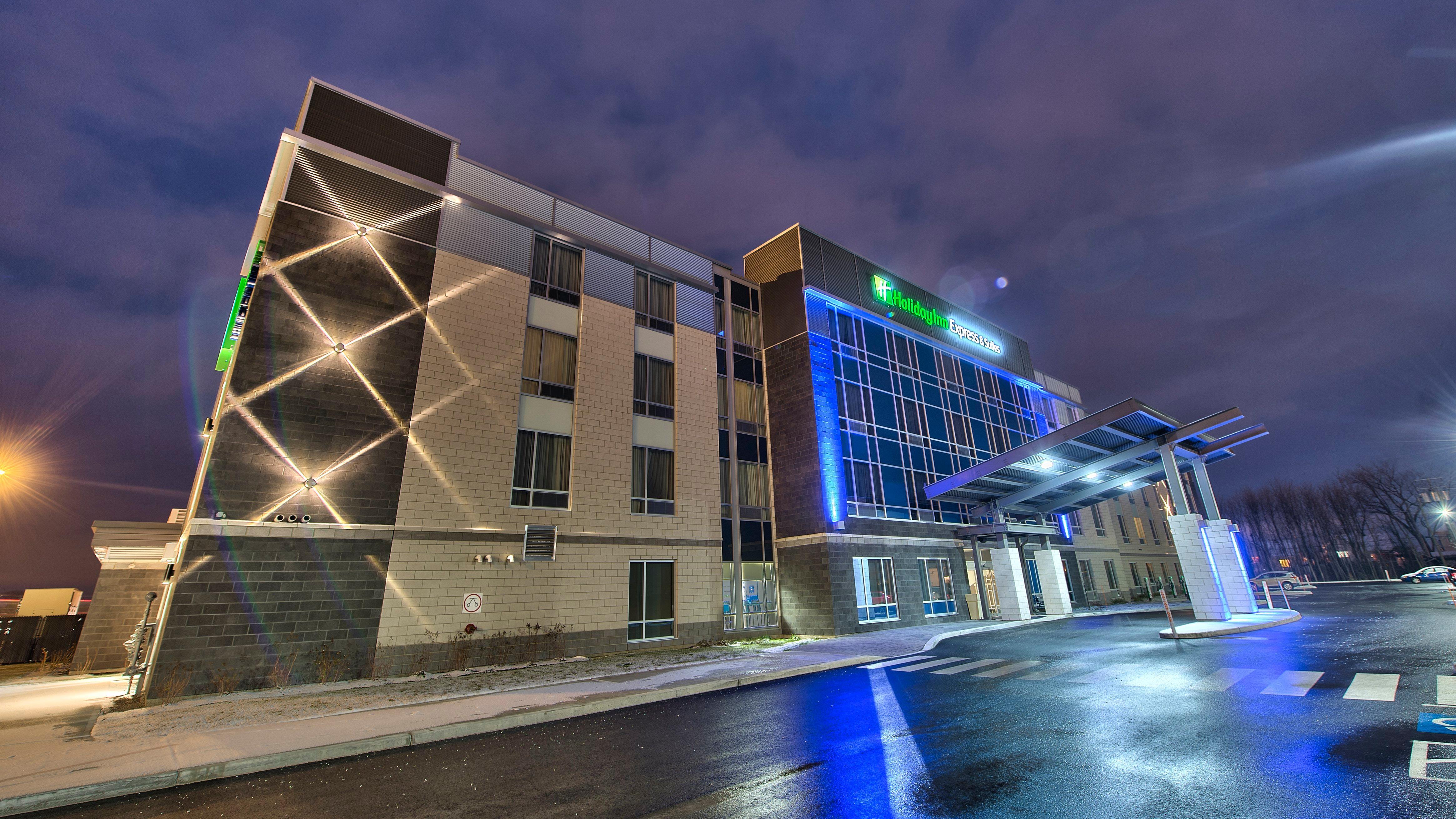 Holiday Inn Express & Suites Vaudreuil-Dorion By Ihg Eksteriør billede